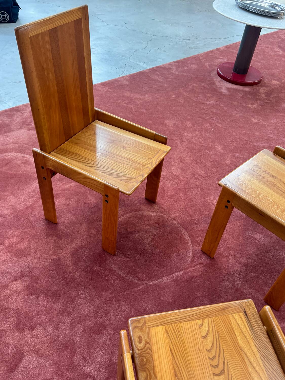 Lot de 4 chaises de salle à manger italiennes en orme par Romanutti, Italie, années 1970