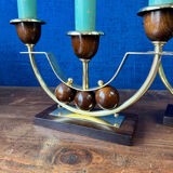 Pair of Art Deco candlesticks in brass and varnished wood, 1930s/1940s