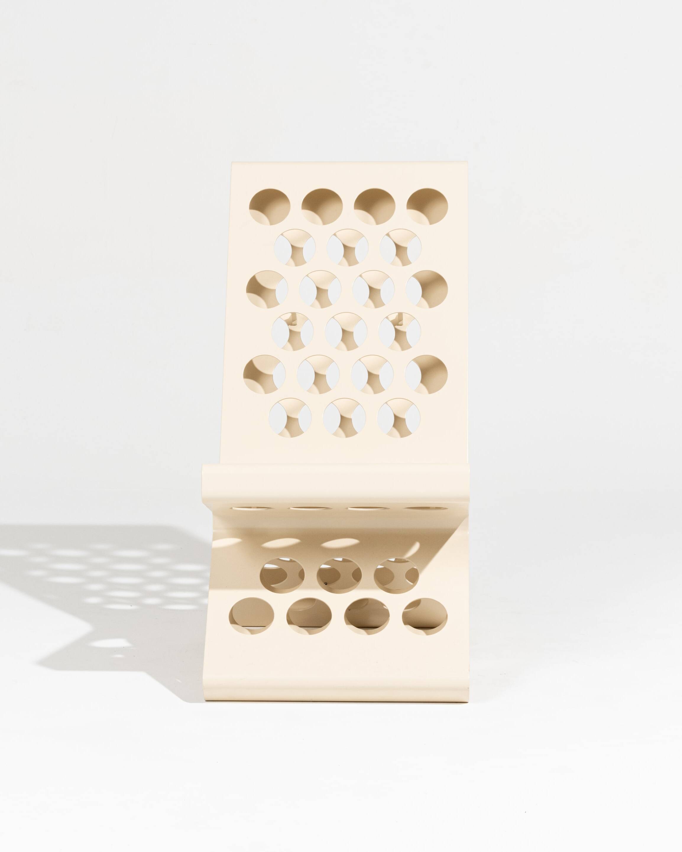 "DKR" CHAIR