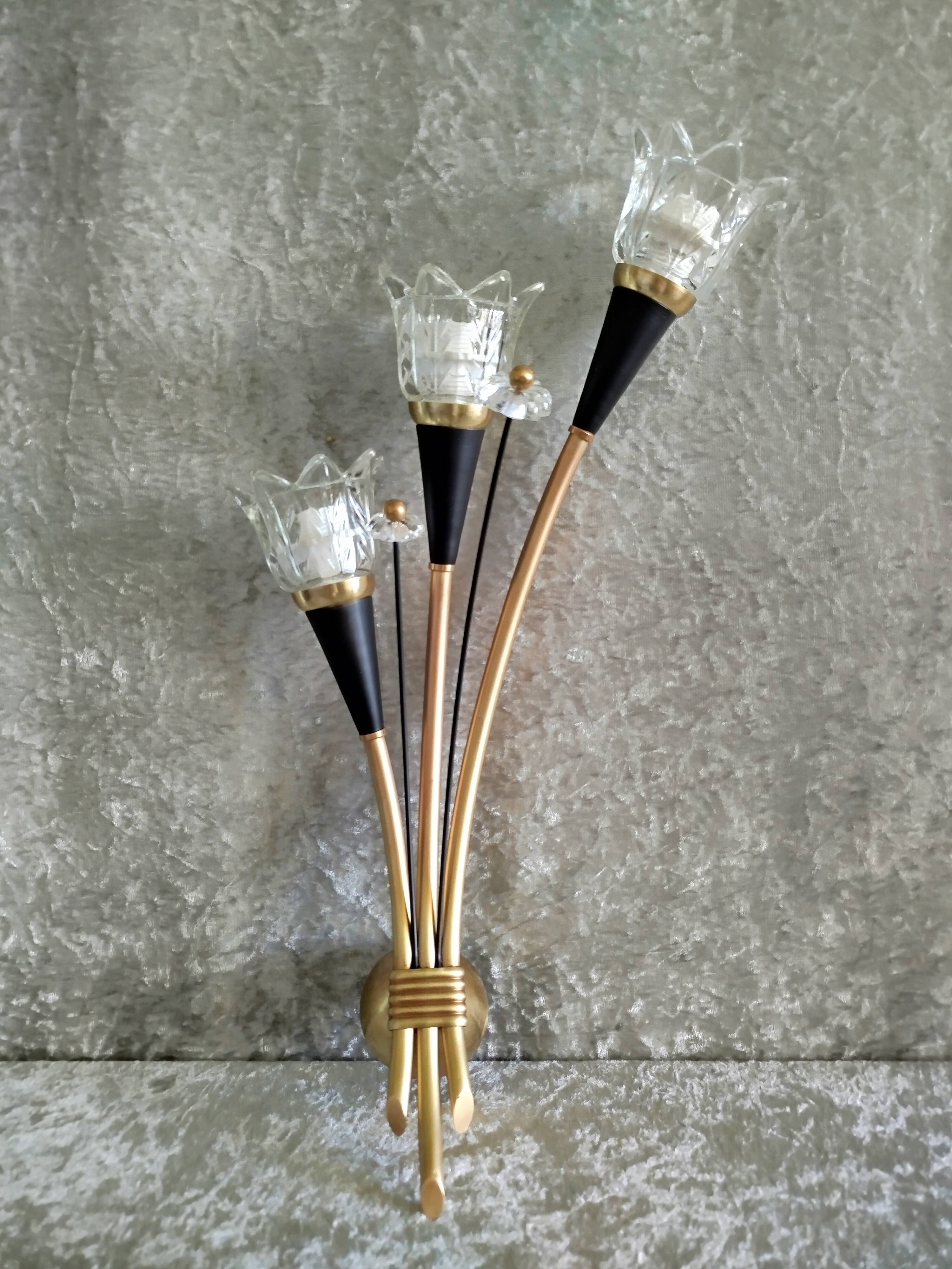 Pair of Lunel wall lights in brass and glass