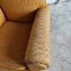 Fauteuil club jaune moutarde