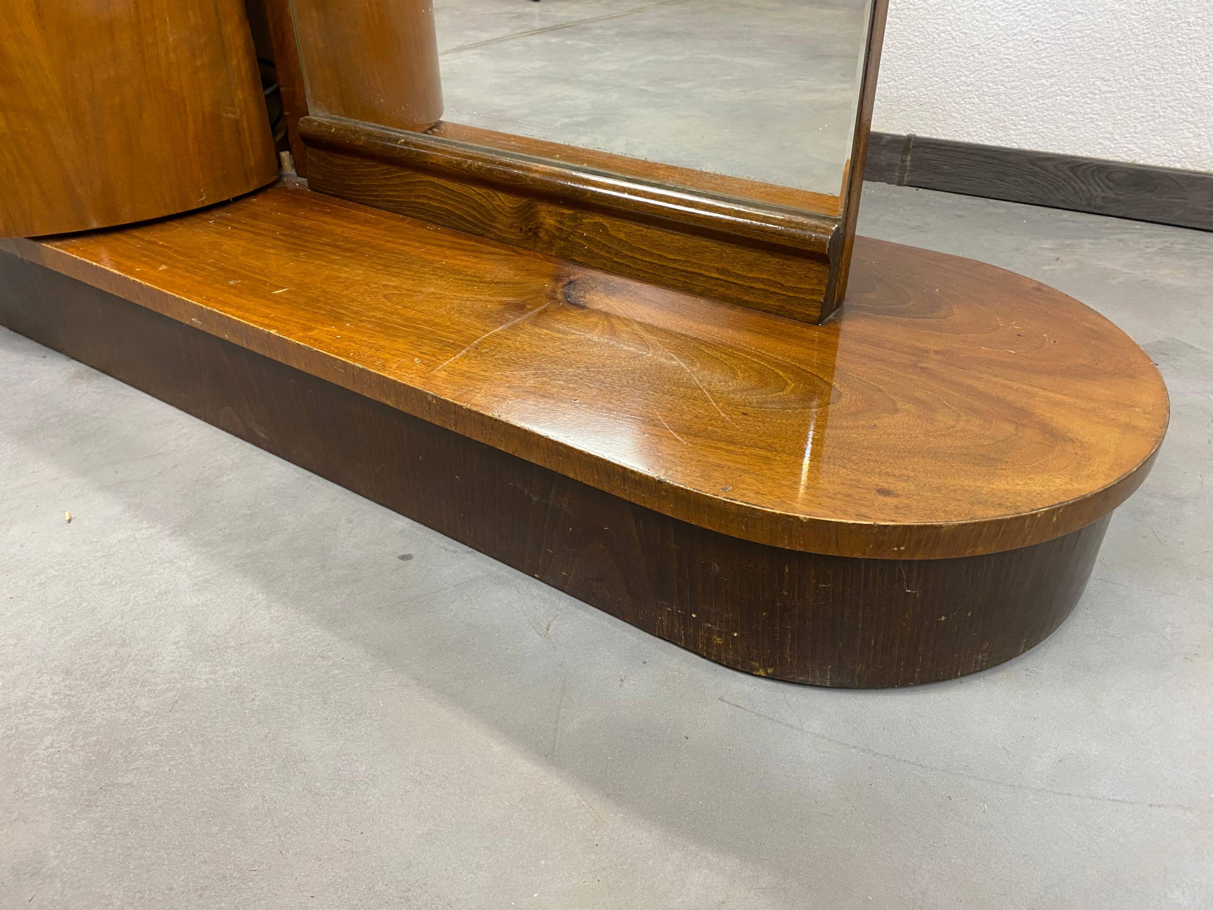 Coiffeuse avec miroir par Jindrich Halabala pour Up Zavody
