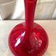Bouteille ou soliflore rouge oignon avec bouchon en bois vintage murano