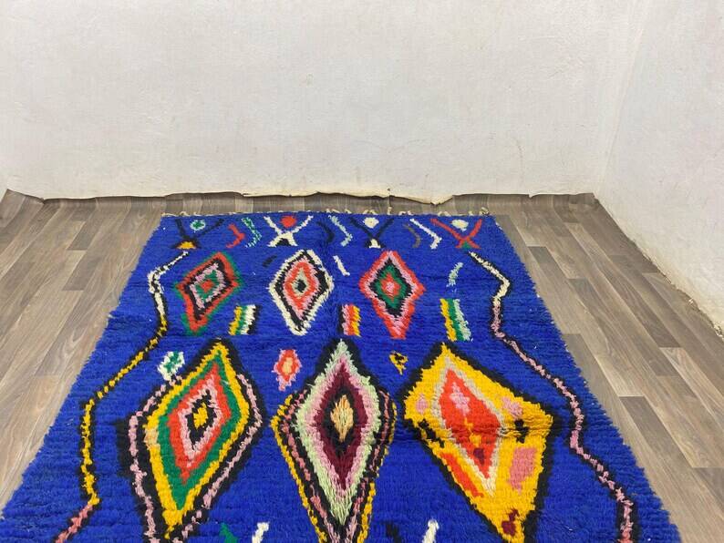 Handmade blue Moroccan rug, decorated, 250cm x 150cm