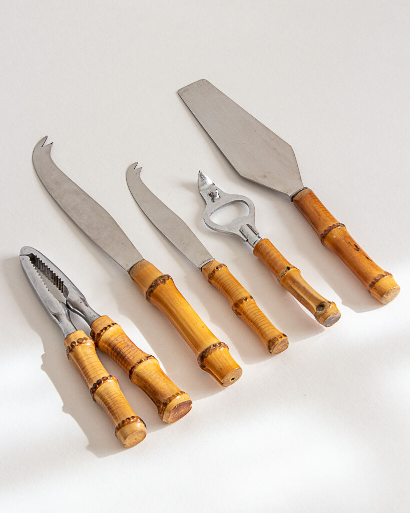 Set of five service covers, 60s (error on previous ad)