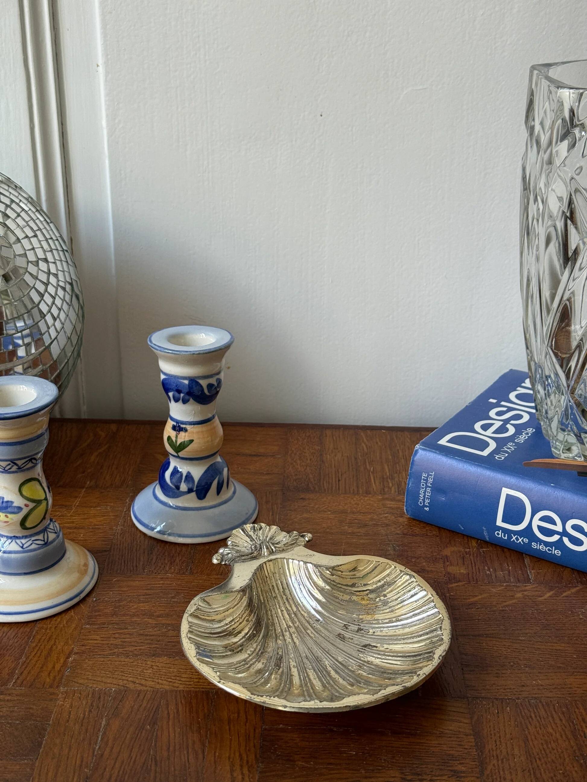 Silver-plated shell dish