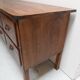 Vitrine vintage avec tiroirs