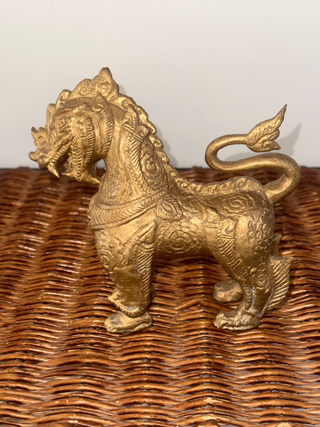 Chimera bronze statue Kirin