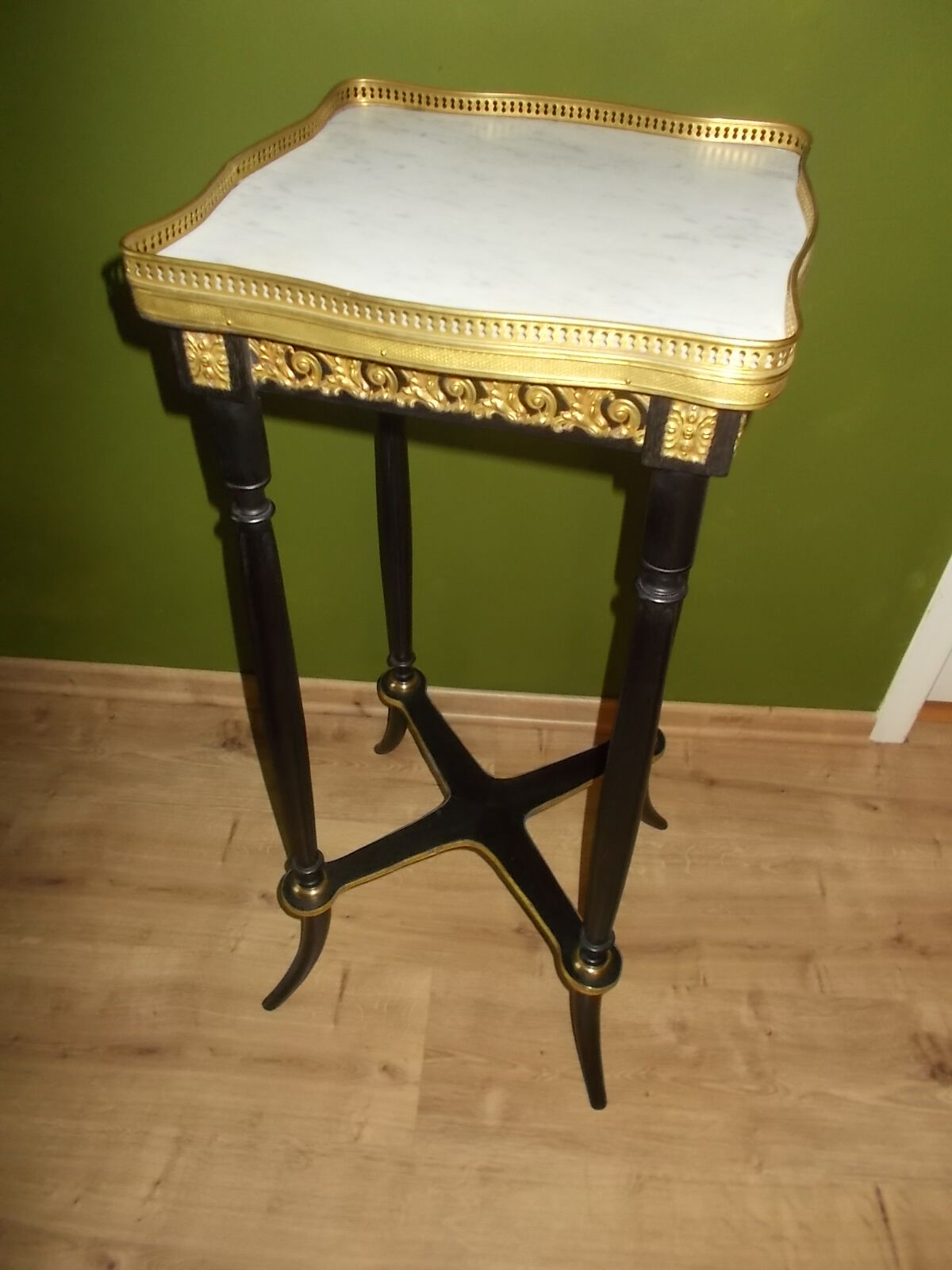 Napoleon III side table with marble top and openwork gallery.
