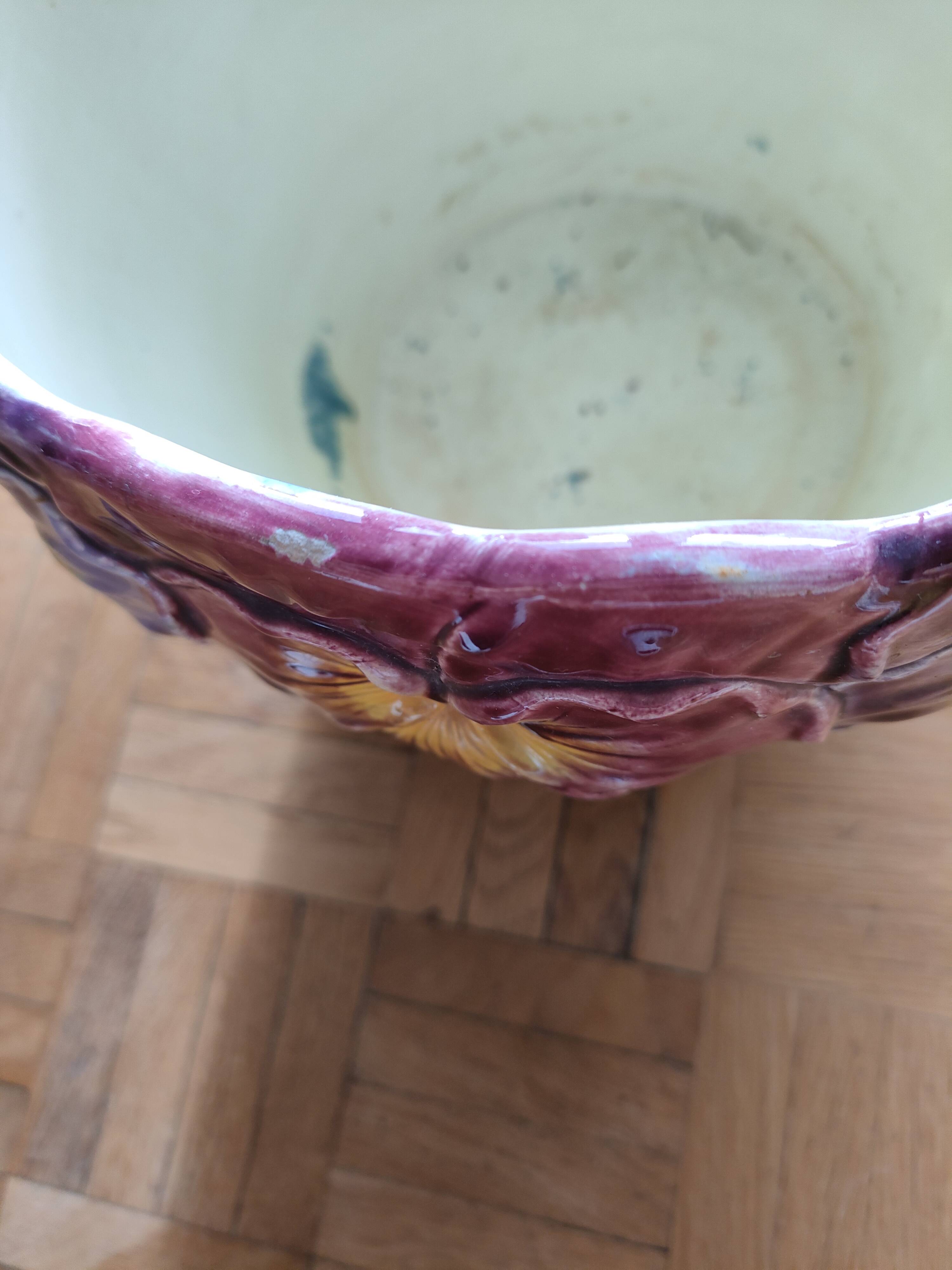 Barbotine pot cover