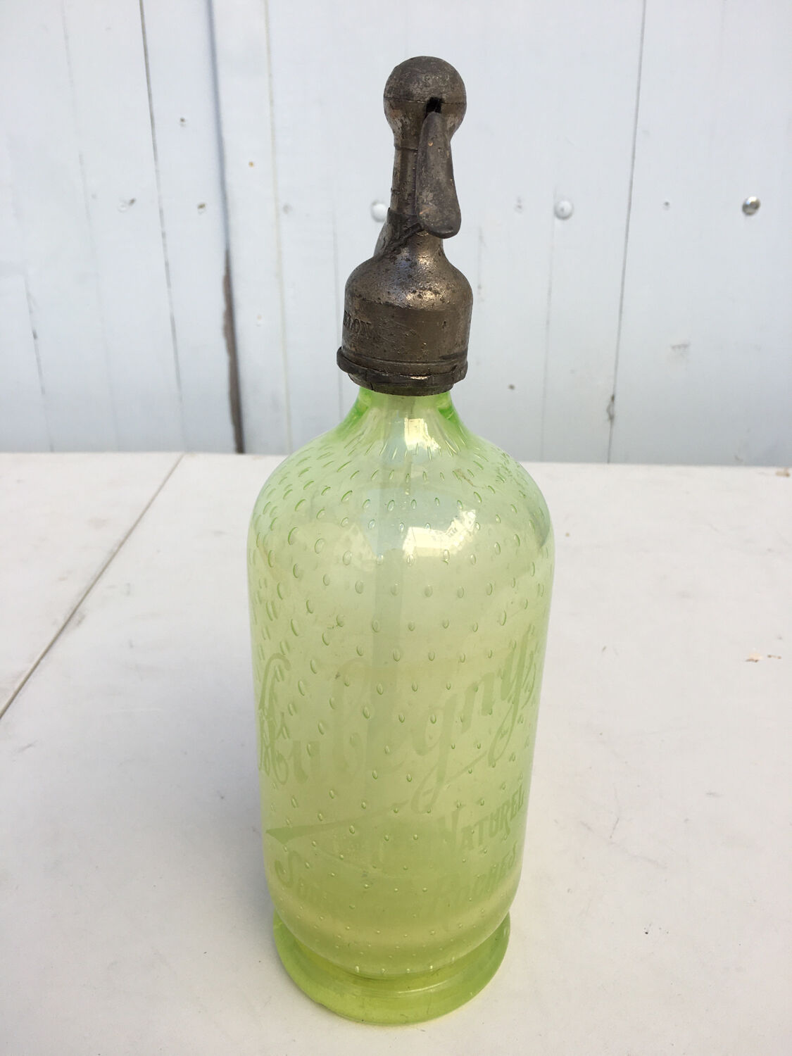 Siphon in Uraline art deco period