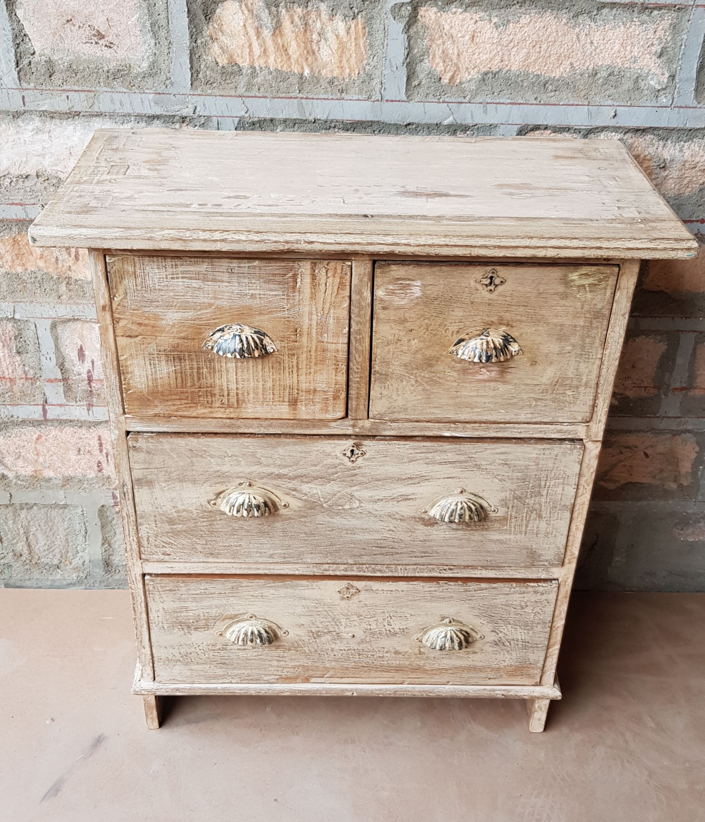 Commode 4 tiroirs en teck birman cérusé blanc