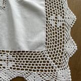 Old rectangular embroidered openwork tablecloth + 16 napkins