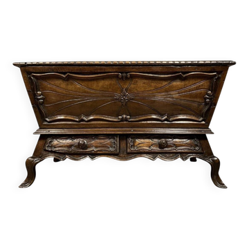 Pétrin style Louis XV en noyer massif