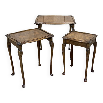 Suite of 3 nesting tables in walnut magnifying glass from the 1950s