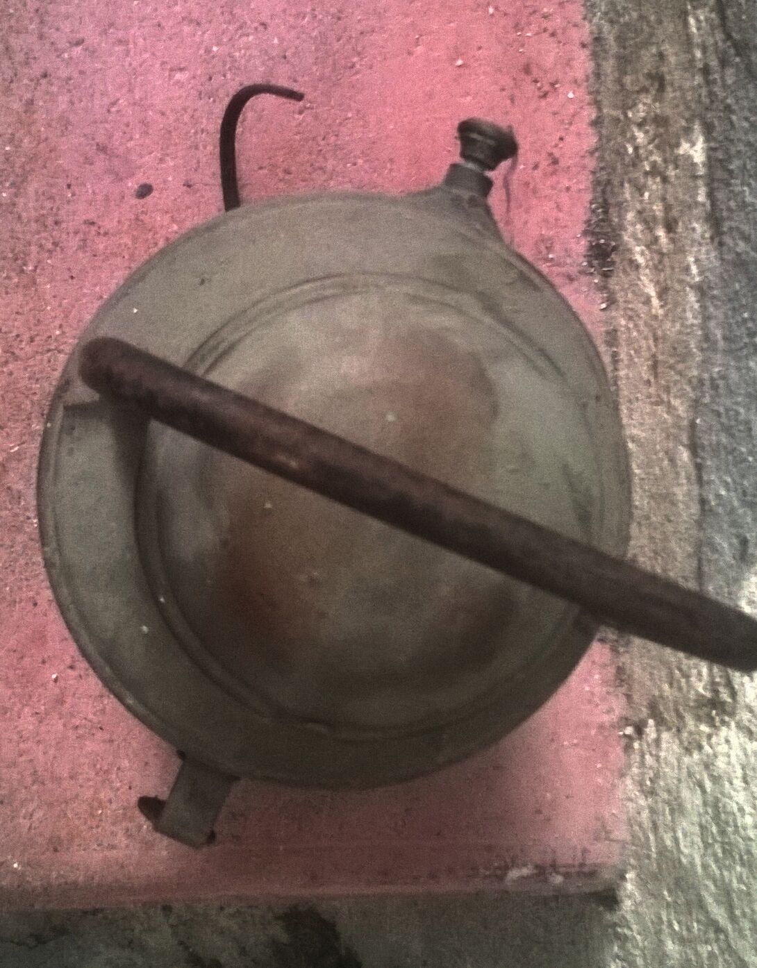 Lanterne ancienne Dorvaux