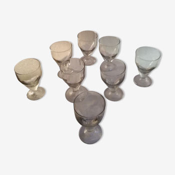 Set of 8 glasses walk blown with the mouth