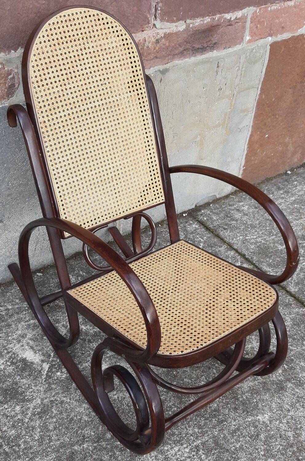 Rocking chair