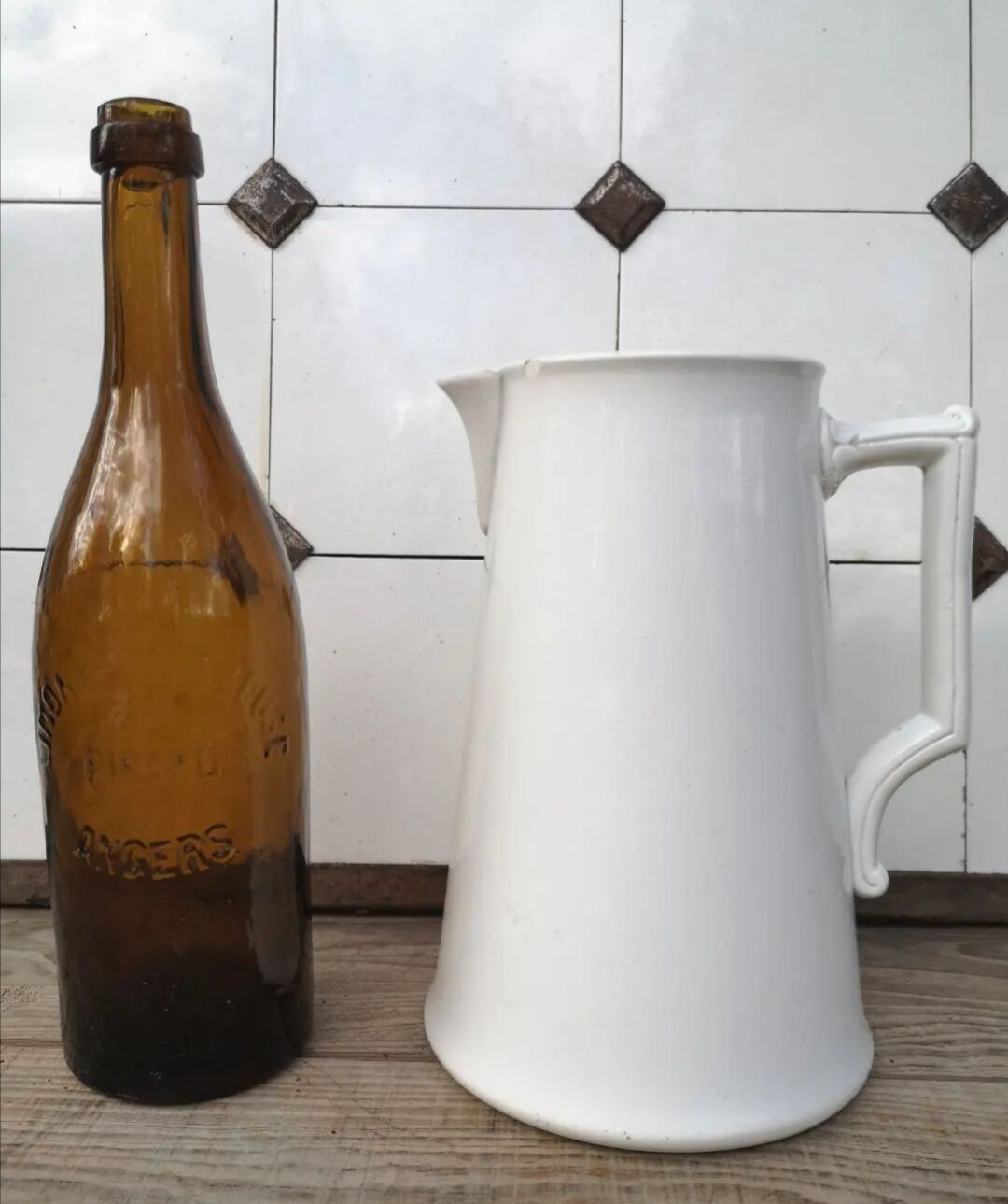 Old pitcher, broc Digoin