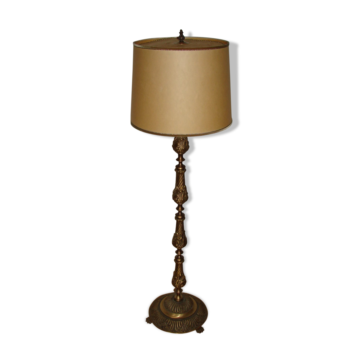 Lampadaire en laiton, années 50