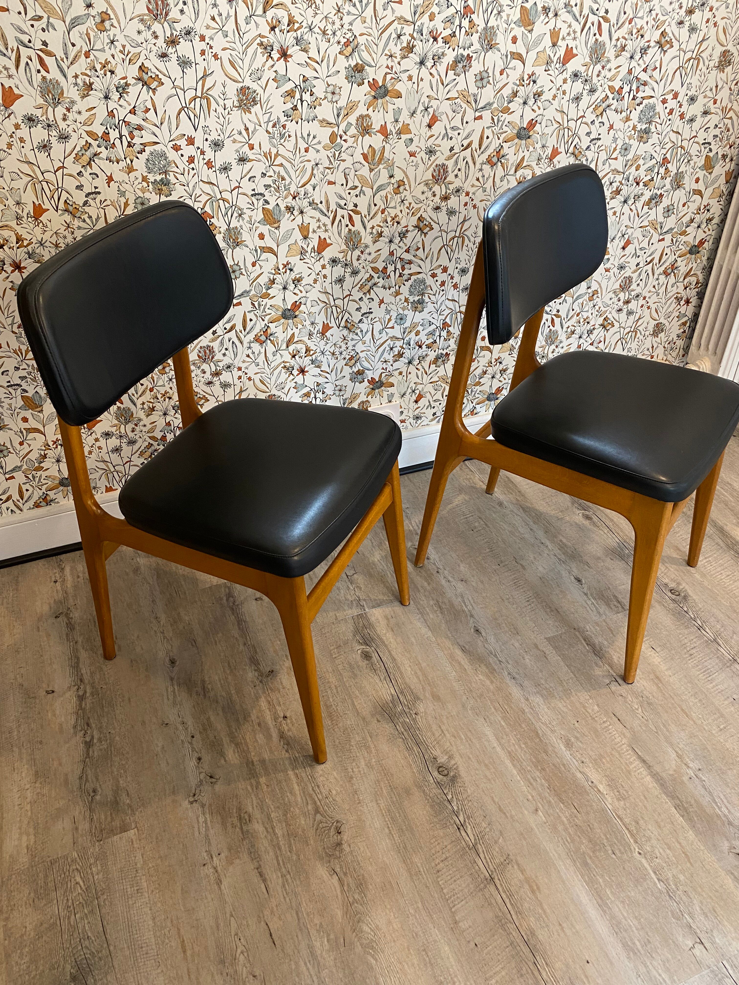 Pair of stella chairs scandinavian design