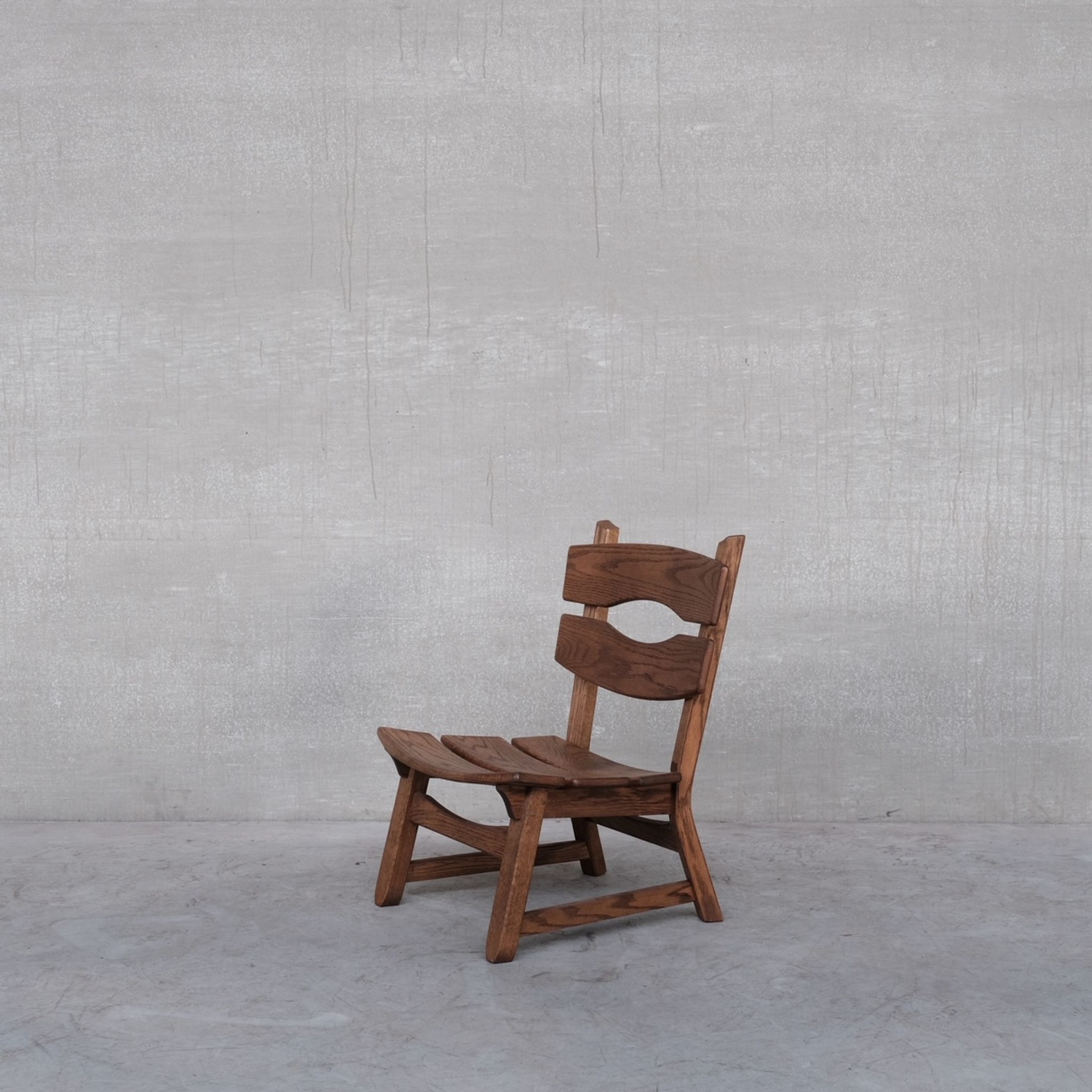 Chaise en bois basse