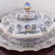 Important covered soup tureen and its stand in earthenware – Polychrome decoration