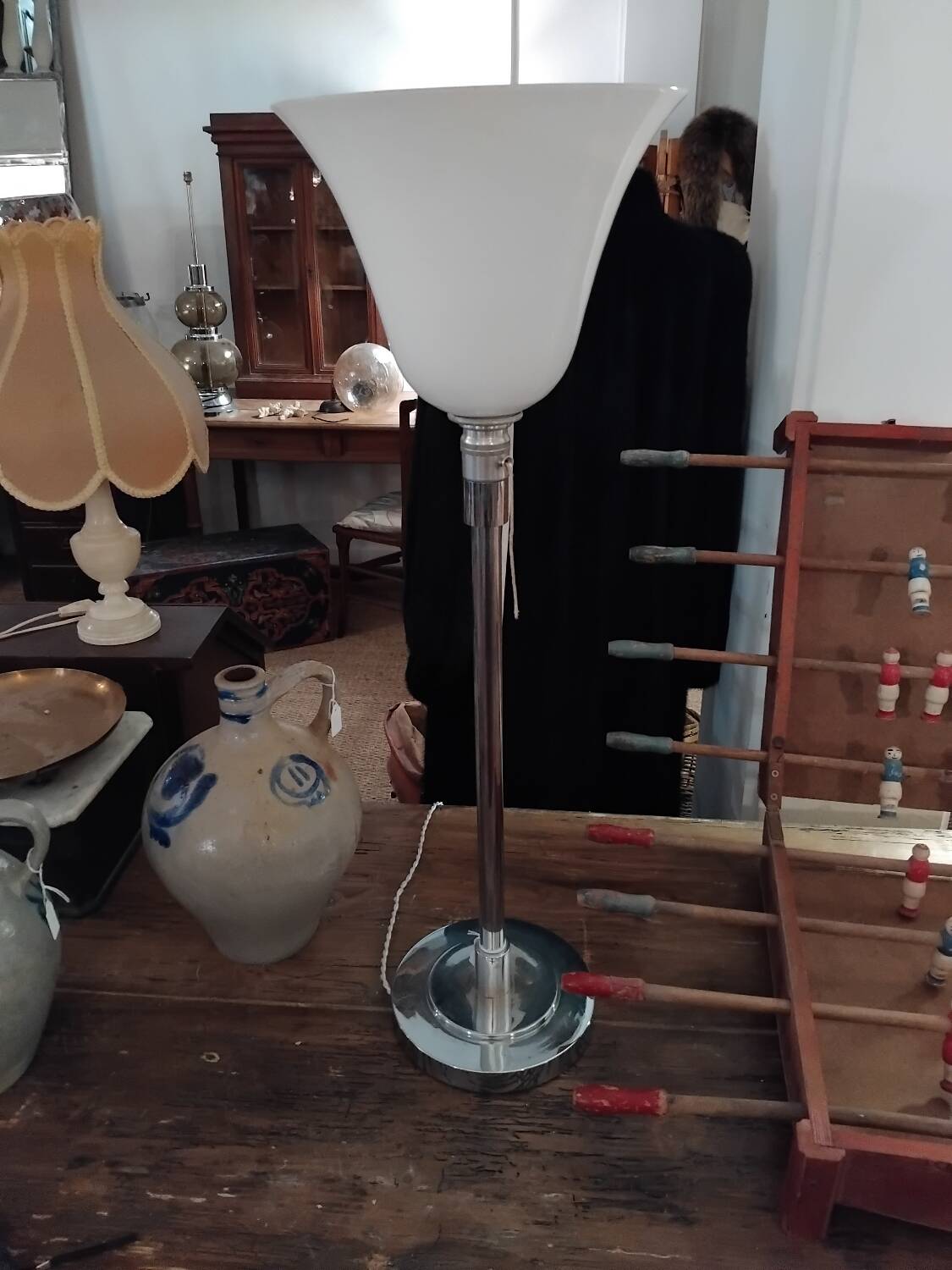 Mazda 1930 lamp in chromed metal and opaque glass