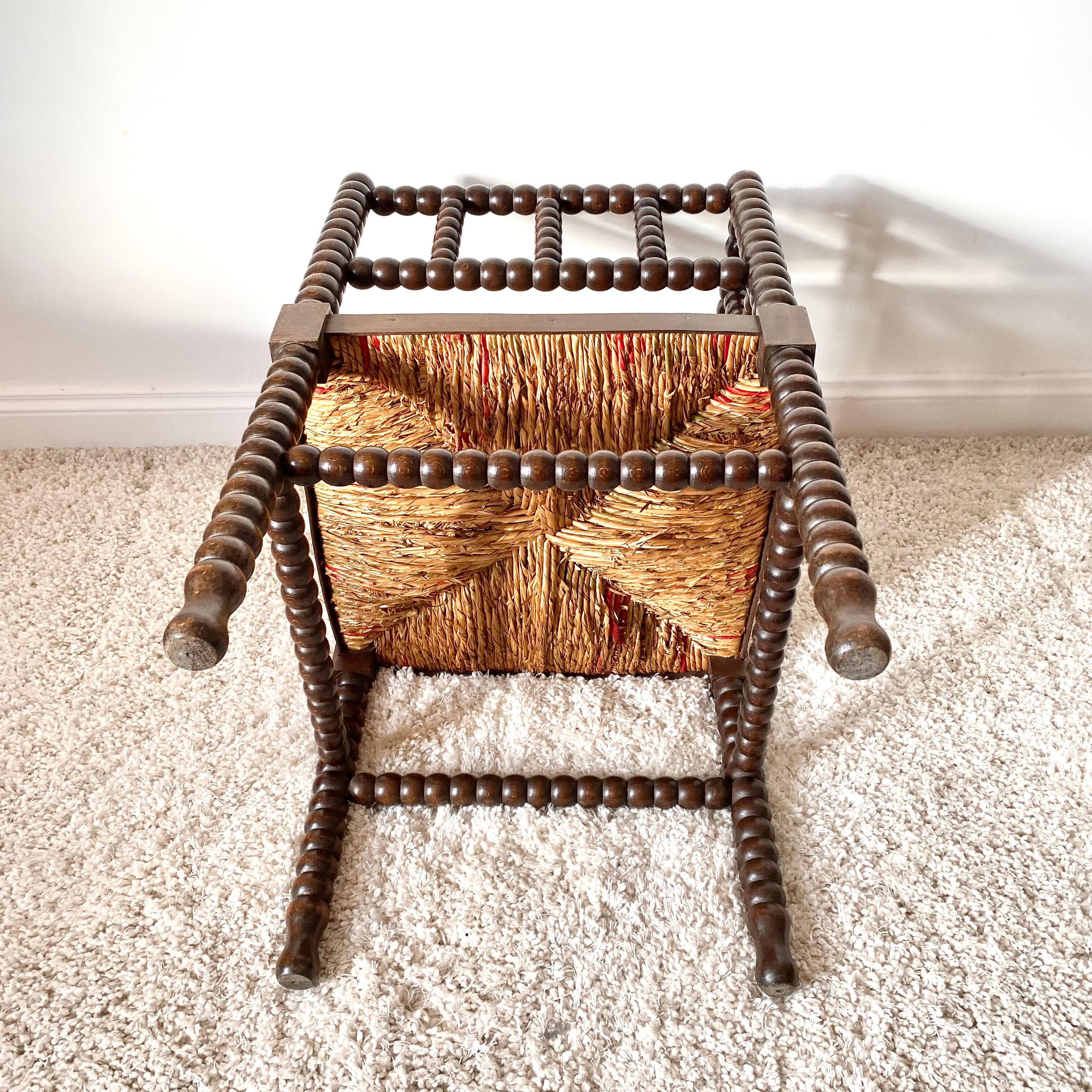 Vintage corner chair in turned oak and straw