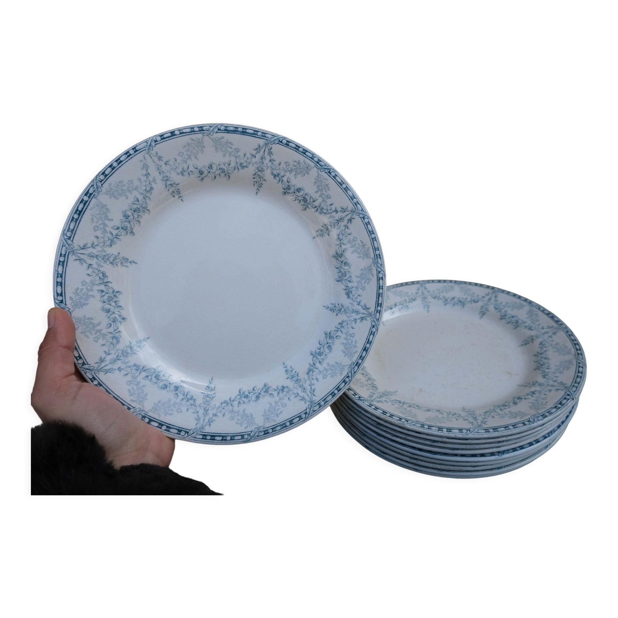 Iron earth plates of Creil and Montereau