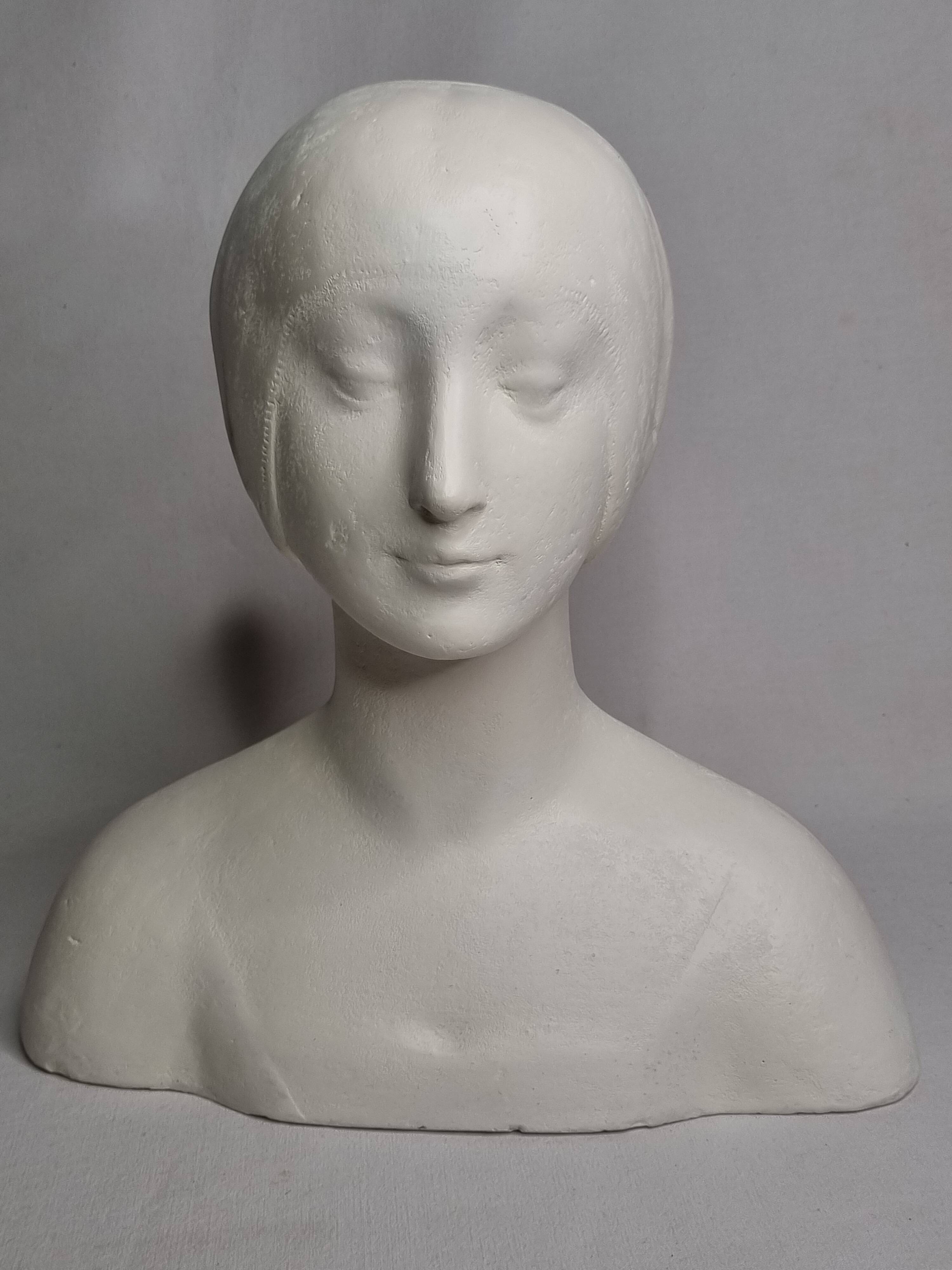 Buste d’après Laurana style renaissance, dit d’Aragon, plâtre patiné, 33 cm