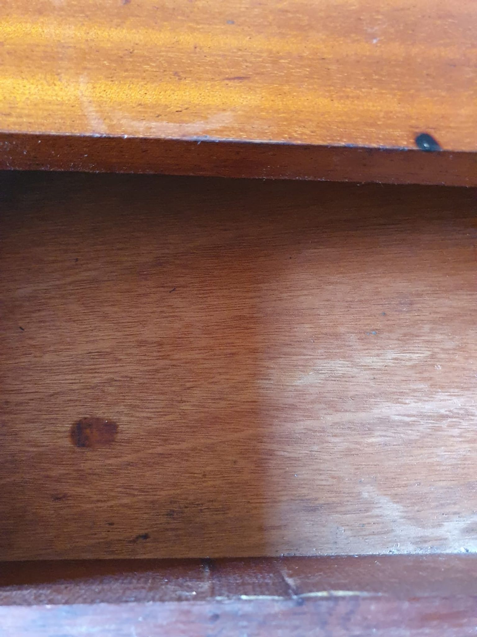 Table de chevet scandinave deux tiroirs