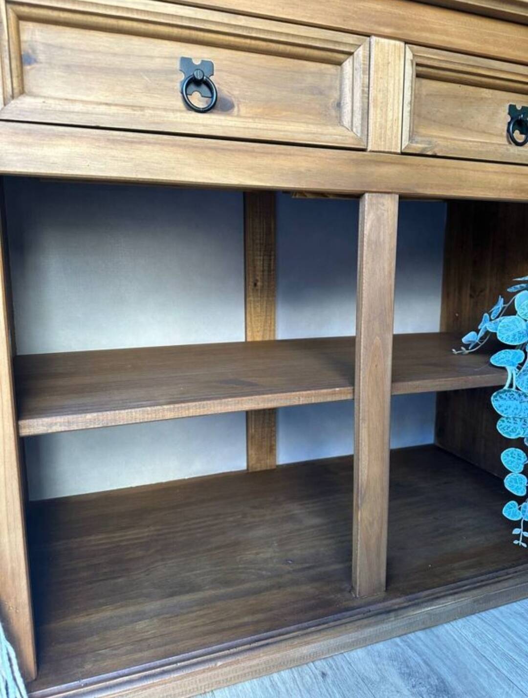 Solid wood sideboard