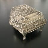 1 silver metal jewelry box