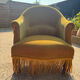 Fauteuil Crapaud Vintage en Velours Moutarde à franges