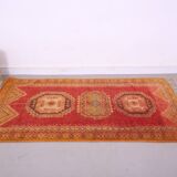Vintage Handmade Taznakht Rug 118 x 199 cm - Berber Rug - Moroccan wool rug