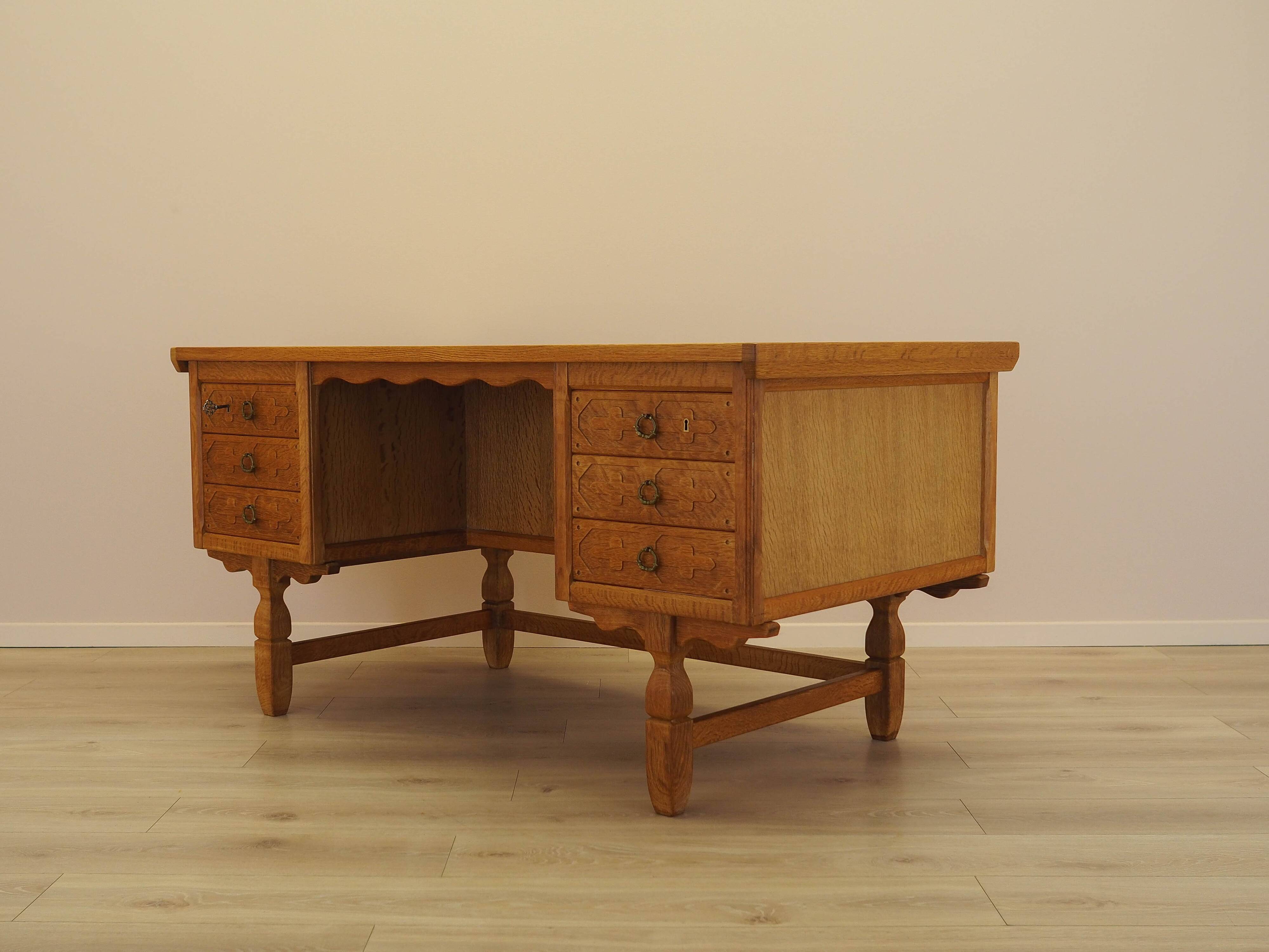 Oak desk, Danish design, 1960s, designer: Henning Kjærnulf