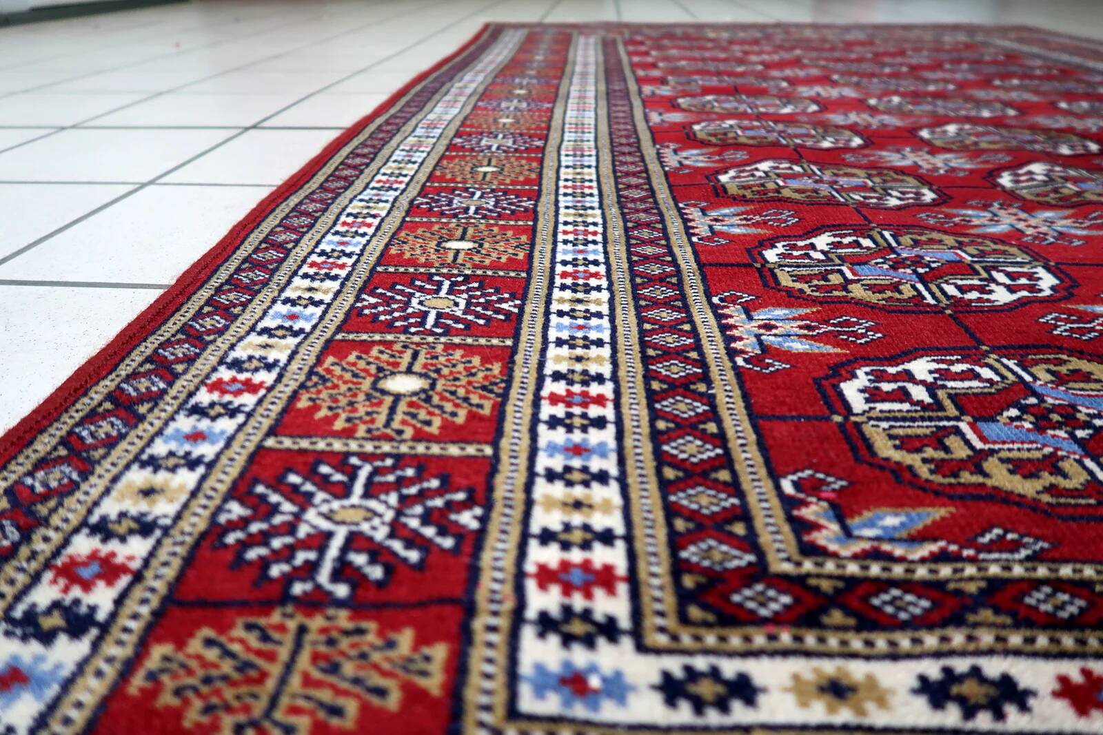 Vintage Uzbek Bukhara rug 122' x 213' 1960s - 1C1227