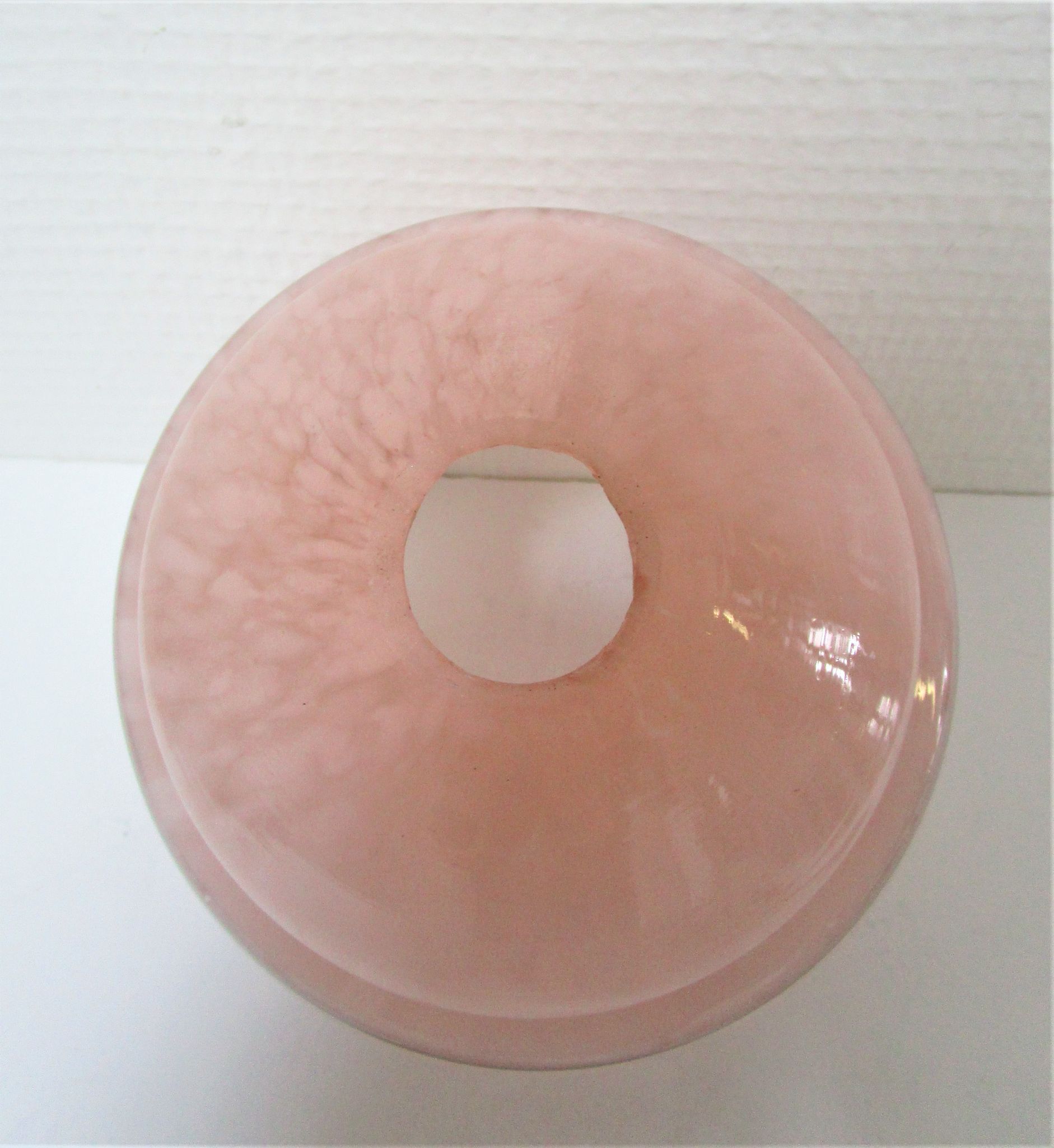 Porcelain porcelain patinated glass of Clichy pink Art Deco