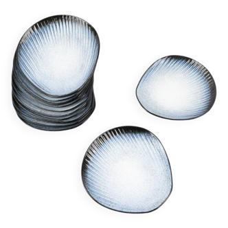 12 assiettes en céramique Marcel Guillot