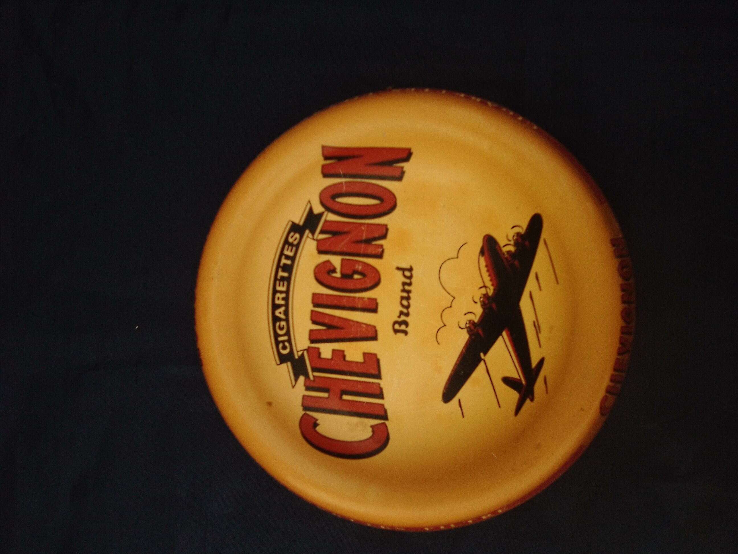 Cendrier Chevignon en métal diam 15 cm