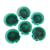 Plates in green slurry X6, in the shape of a scallop. Vallauris
