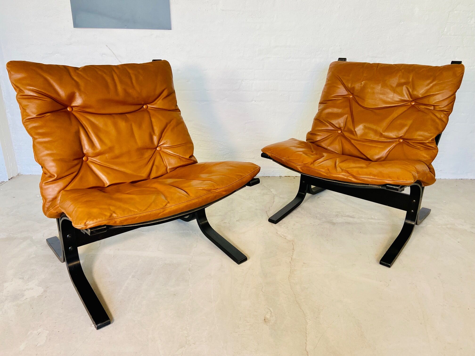 Vintage norwegian mid century leather Seista chairs by Ingmar Relling