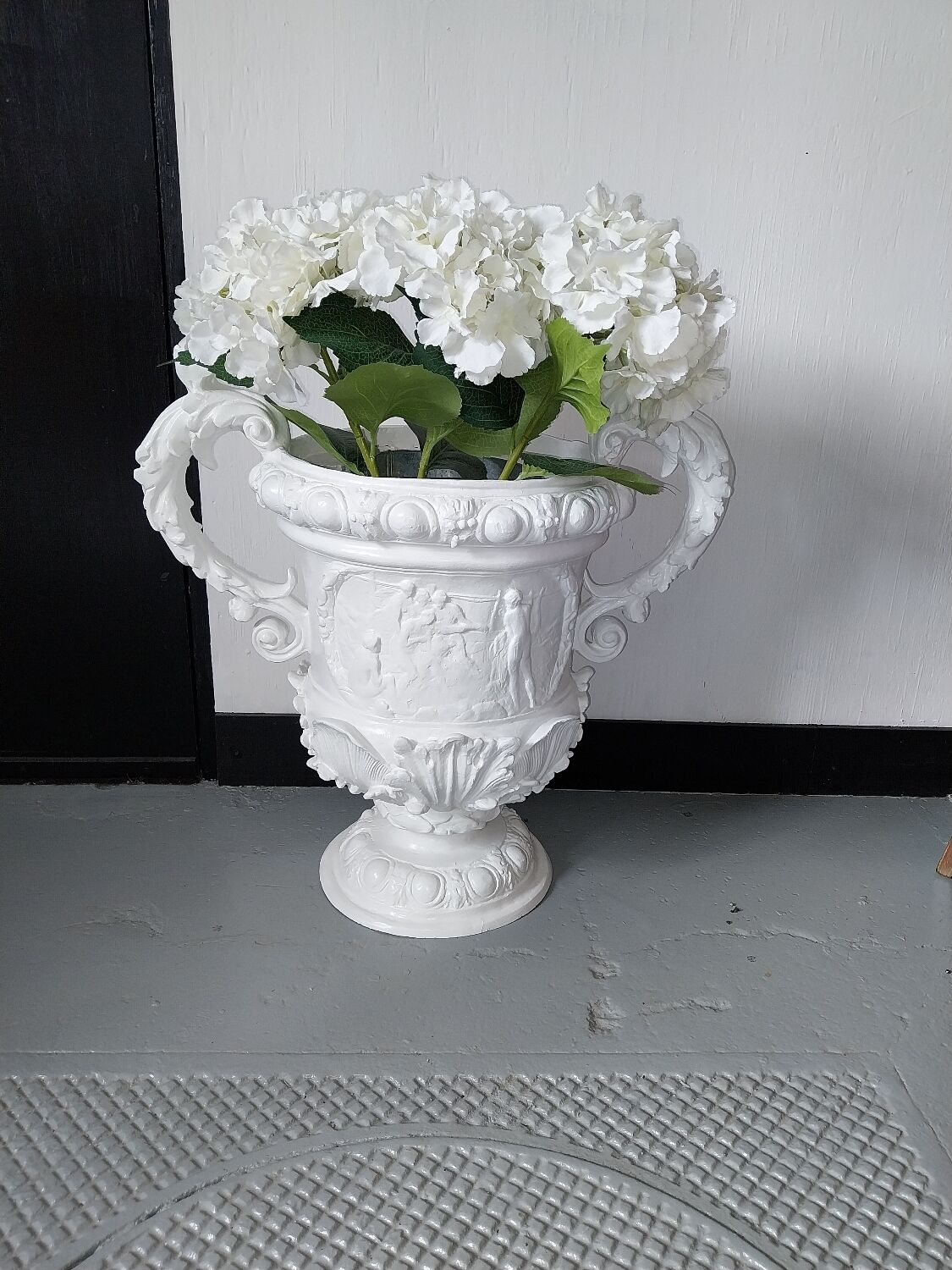 Large plaster basin