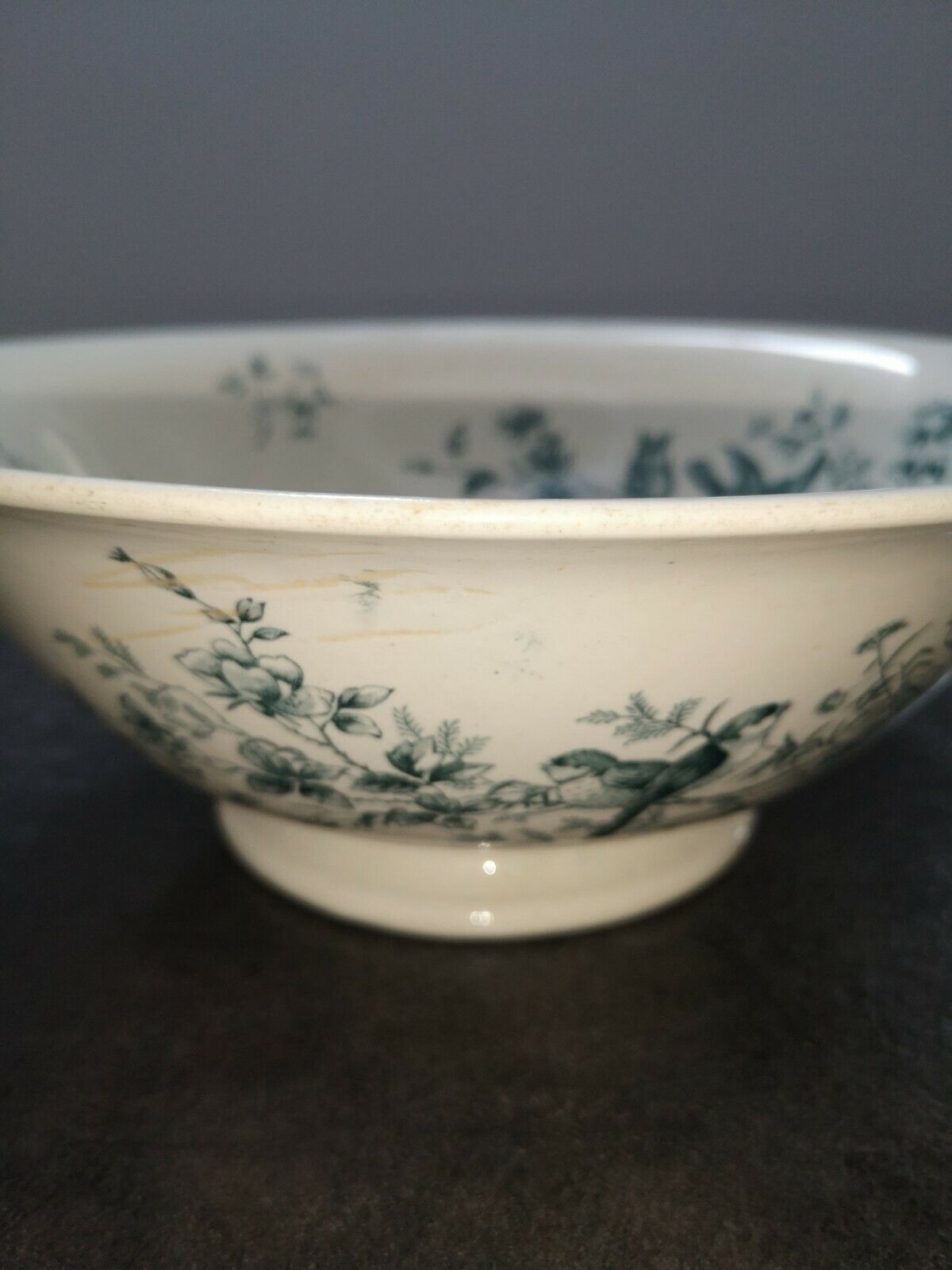 Old dish type bowl on foot, earthenware Iron earth blue Longwy Cute Birds Ø 27 cm