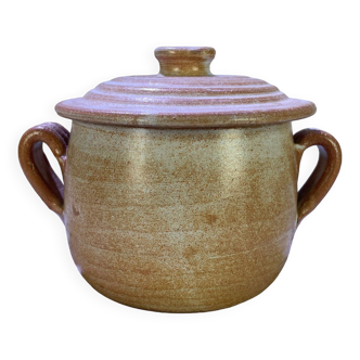 Stoneware pot