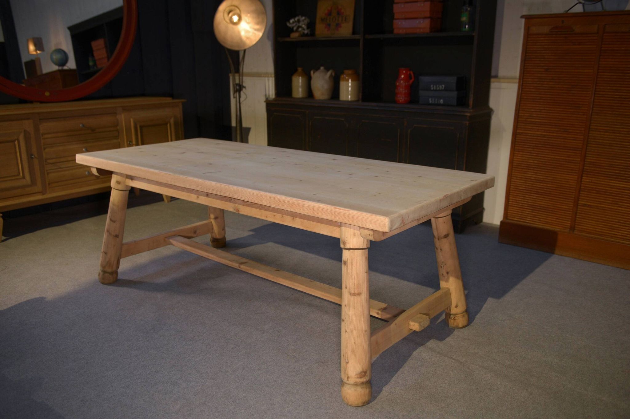 Table de ferme en pin brut brutaliste Georges Robert 1960's