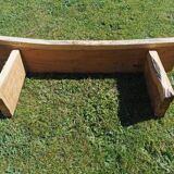 Old brutalist art bench, in natural raw oak