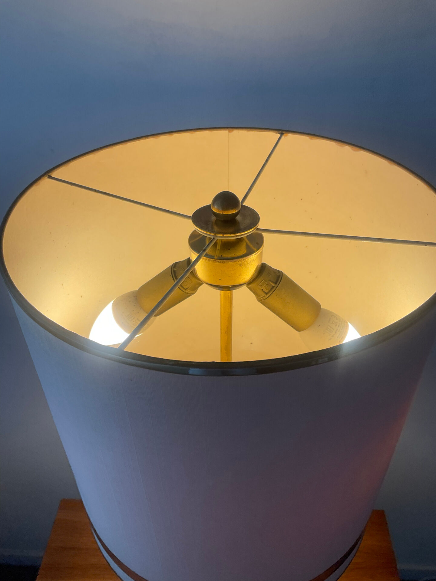 Brass lamp from the 60s-70s.