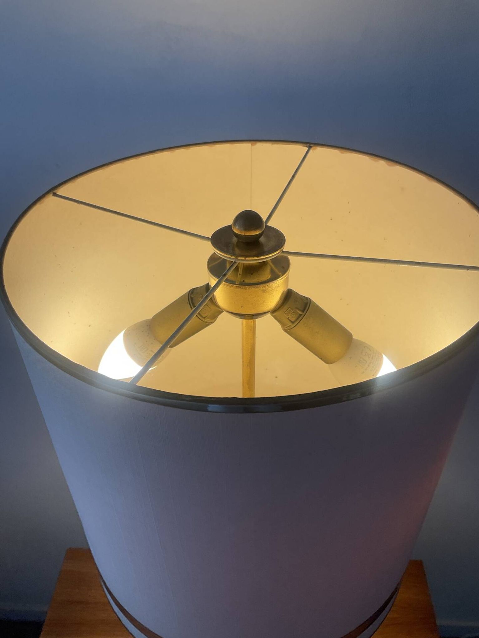 Lampe en laiton des années 60-70